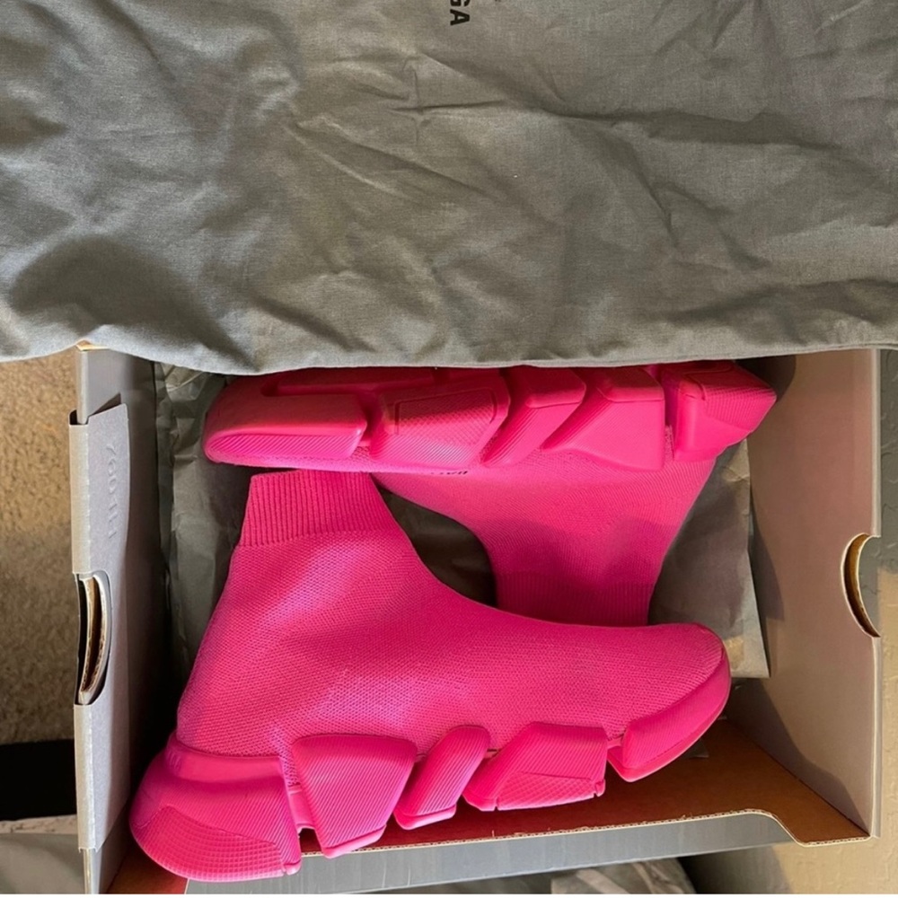 Pink almost new balenciaga shoes